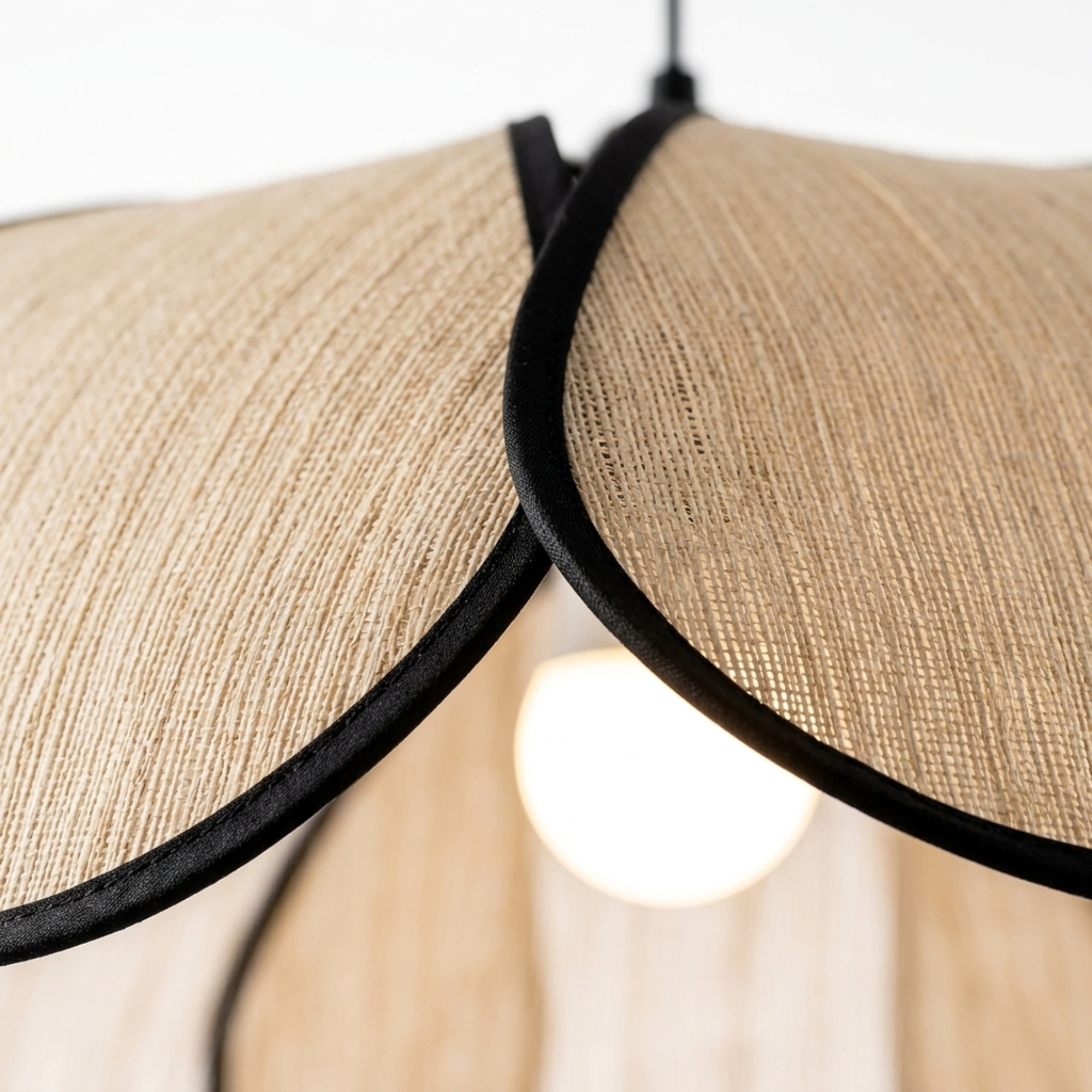 Luminária Pendente em Tecido Magnólia TG