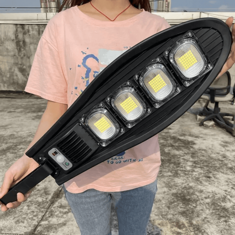 Luminaria Solar Externa Com Controle Remoto - TG Plugs 